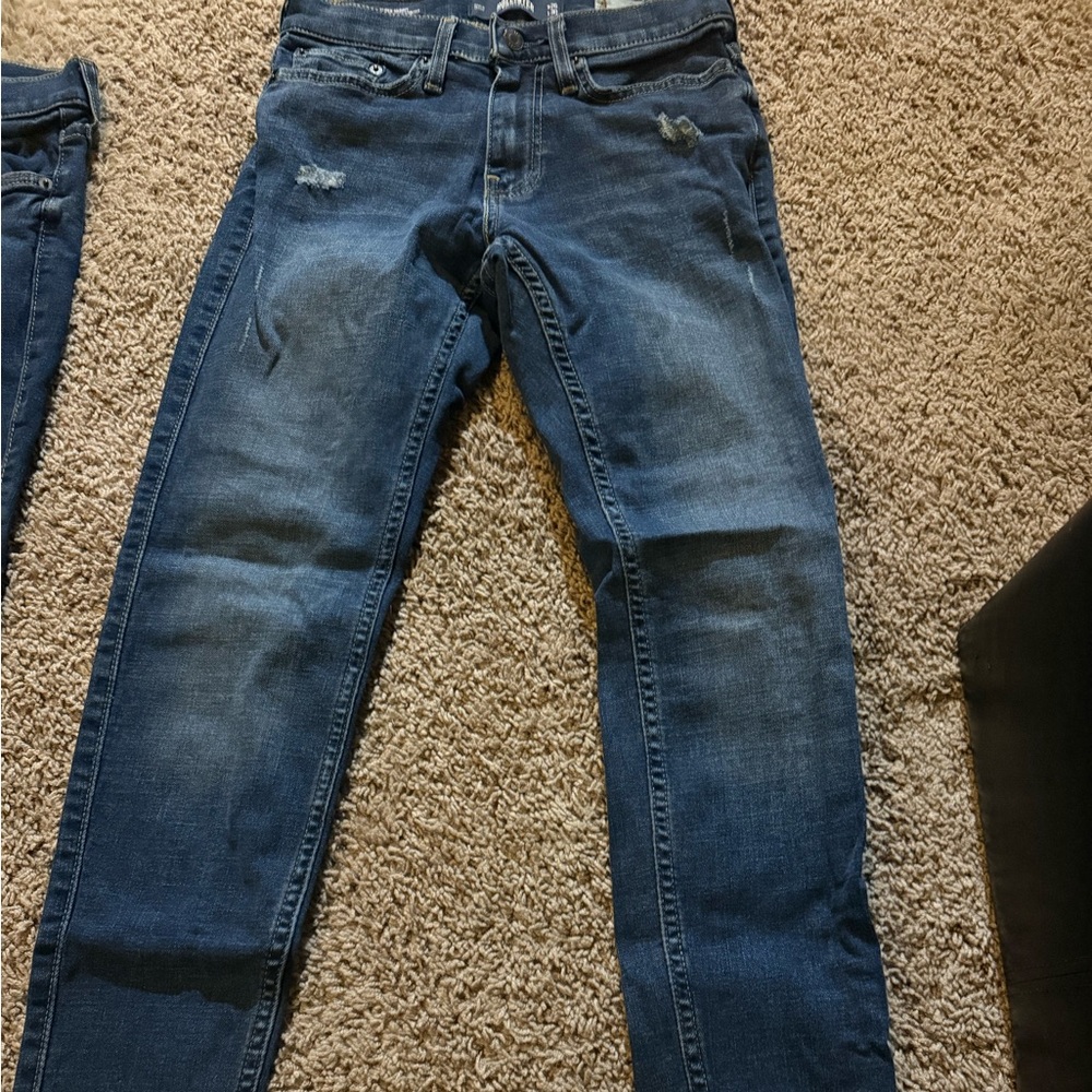 Hollister Women’s Distressed Blue Skinny Jeans width 26 Length 30